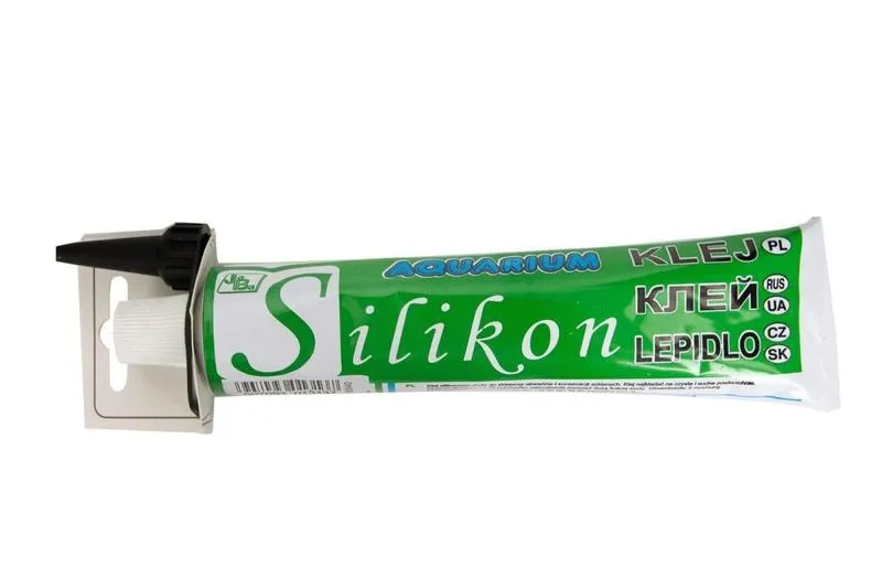 Czarny czy bezbarwny silikon do akwarium – który wybrać dla swojego zbiornika?