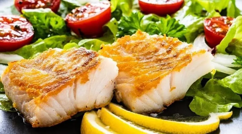 Smakowite sposoby na to, jak przyrządzić rybę bez panierki