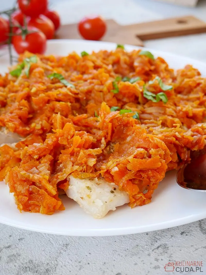 Tradycyjne składniki ryby po grecku